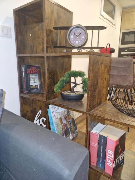 Charming Apartment Near La Defense, Paris ブゾン エクステリア 写真