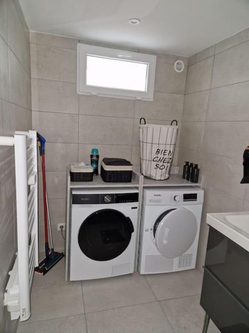 Charming Apartment Near La Defense, Paris ブゾン エクステリア 写真