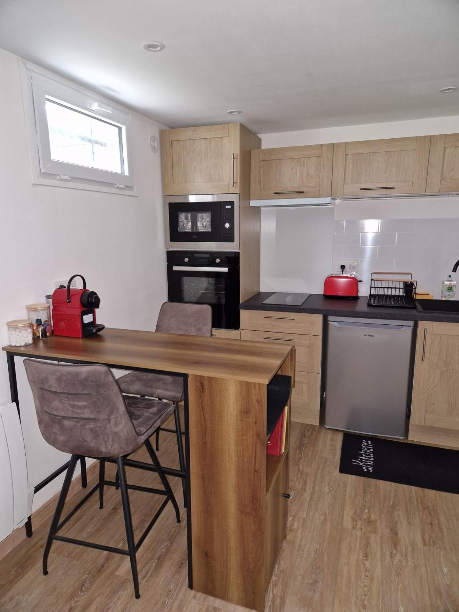 Charming Apartment Near La Defense, Paris ブゾン エクステリア 写真