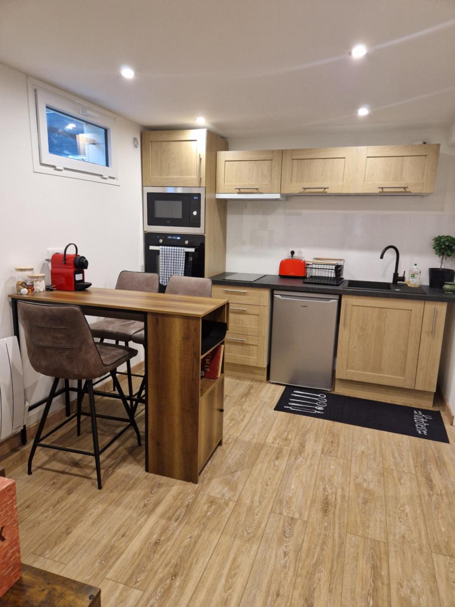 Charming Apartment Near La Defense, Paris ブゾン エクステリア 写真
